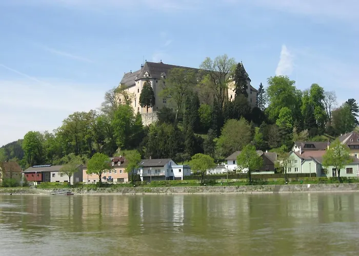 St. Nikola * Sankt Nikola an der Donau